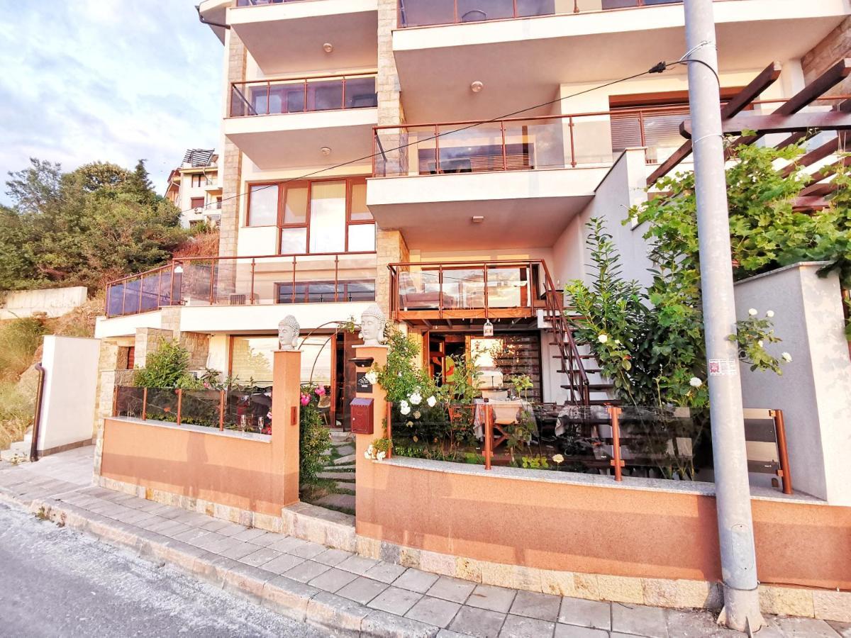 Villa Victoria - A Luxury Appartment With Icredible Seaview Sozopol Ngoại thất bức ảnh
